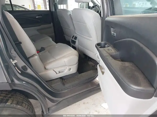 5FNYF6H53JB014692 2018 HONDA PILOT - Image 8