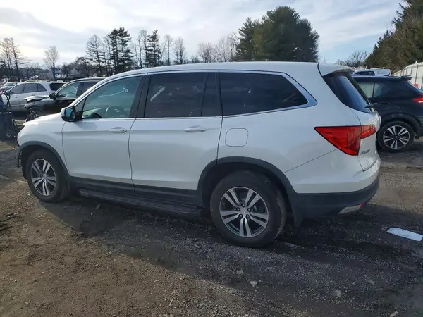 5FNYF6H53JB035493 2018 HONDA PILOT - Image 2