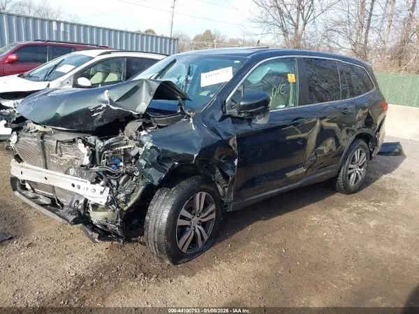 5FNYF6H53JB036966 2018 HONDA PILOT - Image 2