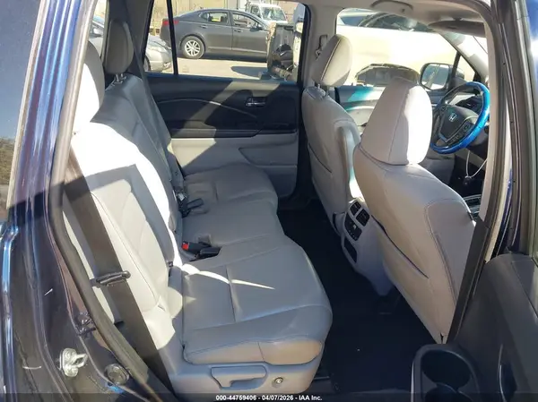 5FNYF6H53JB046414 2018 HONDA PILOT - Image 8