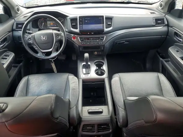 5FNYF6H53JB049264 2018 HONDA PILOT - Image 8