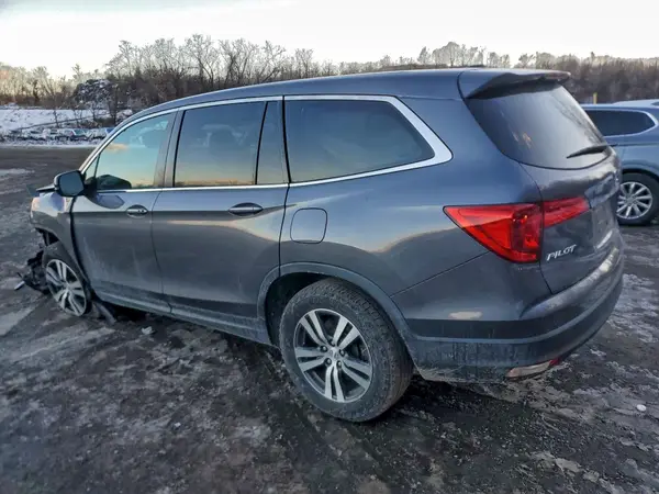 5FNYF6H53JB050172 2018 HONDA PILOT - Image 2