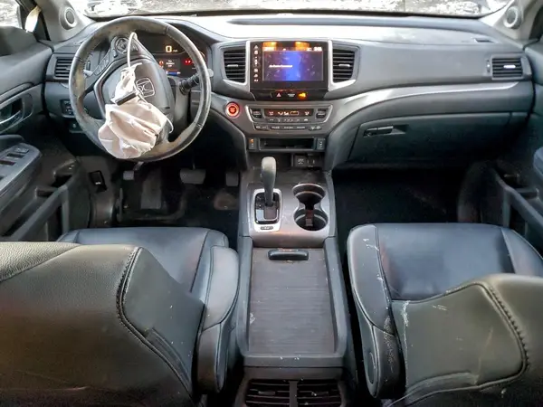 5FNYF6H53JB050172 2018 HONDA PILOT - Image 8