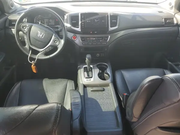5FNYF6H53JB061673 2018 HONDA PILOT - Image 8