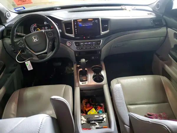 5FNYF6H53JB065920 2018 HONDA PILOT - Image 8