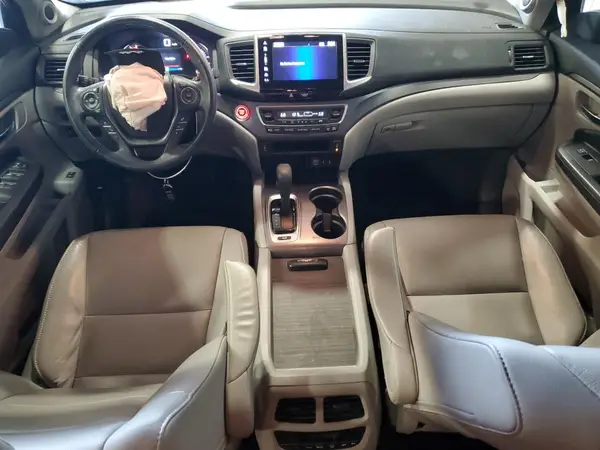 5FNYF6H53JB070535 2018 HONDA PILOT - Image 8