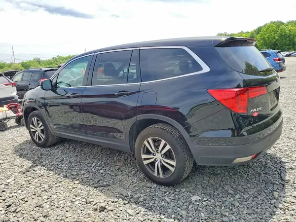 5FNYF6H53JB072804 2018 HONDA PILOT - Image 2