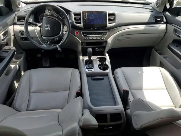 5FNYF6H53JB072804 2018 HONDA PILOT - Image 8