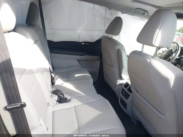 5FNYF6H53KB055664 2019 HONDA PILOT - Image 8