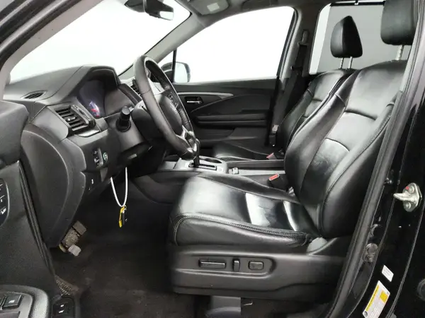 2019 HONDA PILOT auction photo 7
