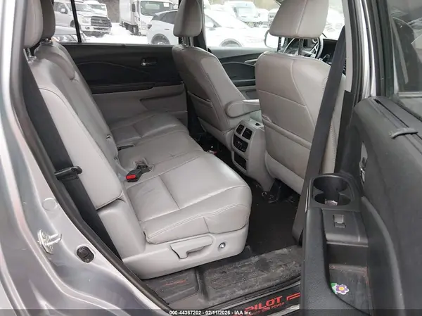 5FNYF6H53KB087305 2019 HONDA PILOT - Image 8