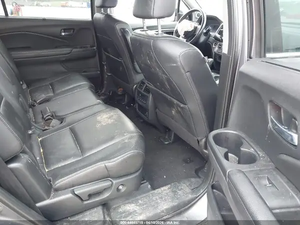 5FNYF6H53KB099843 2019 HONDA PILOT - Image 8