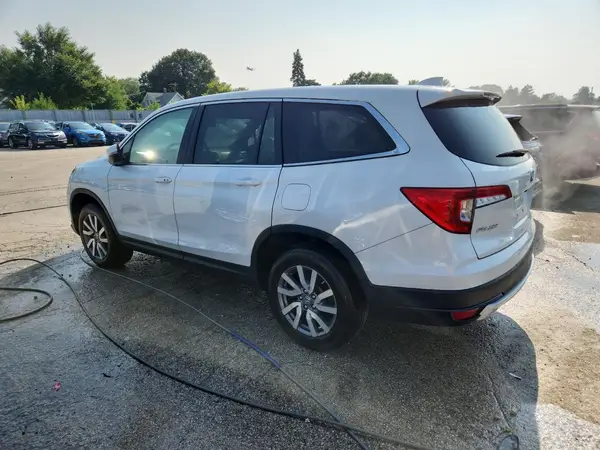 5FNYF6H53MB003759 2021 HONDA PILOT - Image 2