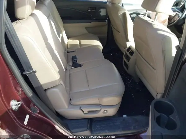 5FNYF6H54GB015066 2016 HONDA PILOT - Image 8