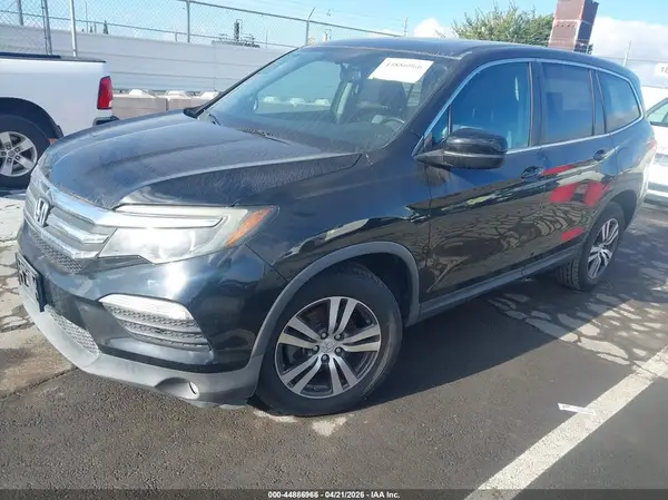 5FNYF6H54HB011391 2017 HONDA PILOT - Image 2