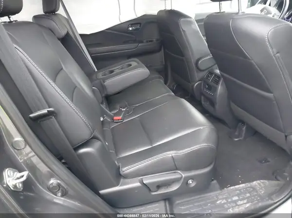 5FNYF6H54HB012511 2017 HONDA PILOT - Image 8