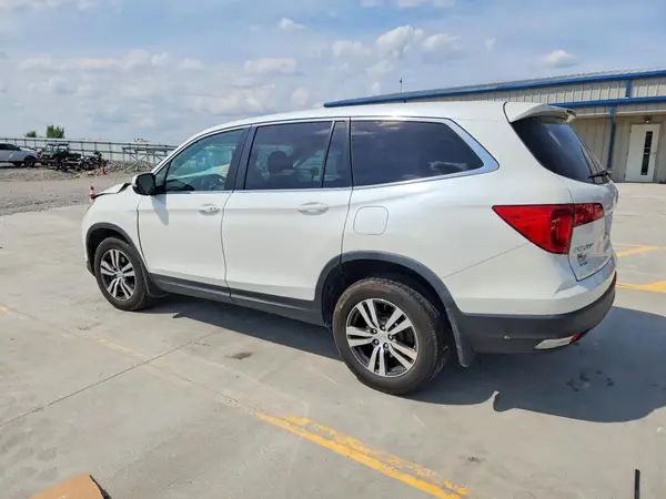 5FNYF6H54HB017126 2017 HONDA PILOT - Image 2