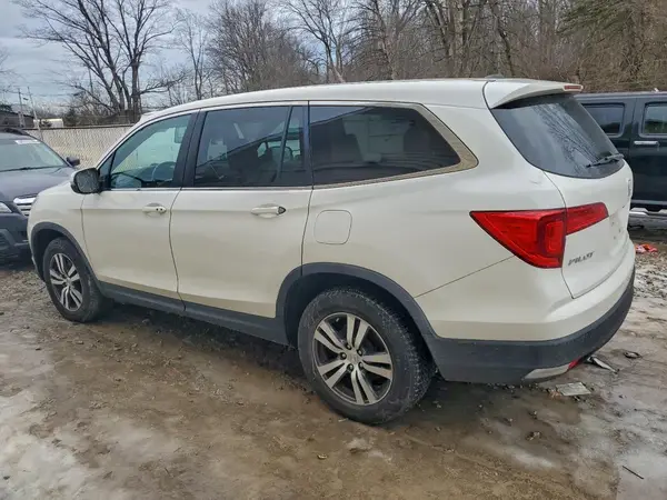 5FNYF6H54HB017210 2017 HONDA PILOT - Image 2