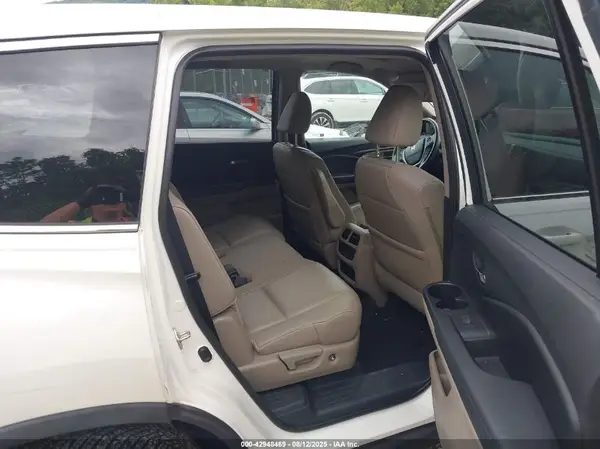 5FNYF6H54HB017983 2017 HONDA PILOT - Image 8