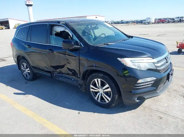 5FNYF6H54HB024349 2017 HONDA PILOT - Image 1