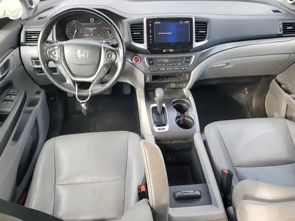 5FNYF6H54HB029826 2017 HONDA PILOT - Image 8