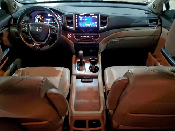 5FNYF6H54HB033973 2017 HONDA PILOT - Image 8