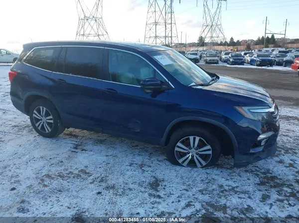 5FNYF6H54HB035982 2017 HONDA PILOT - Image 1