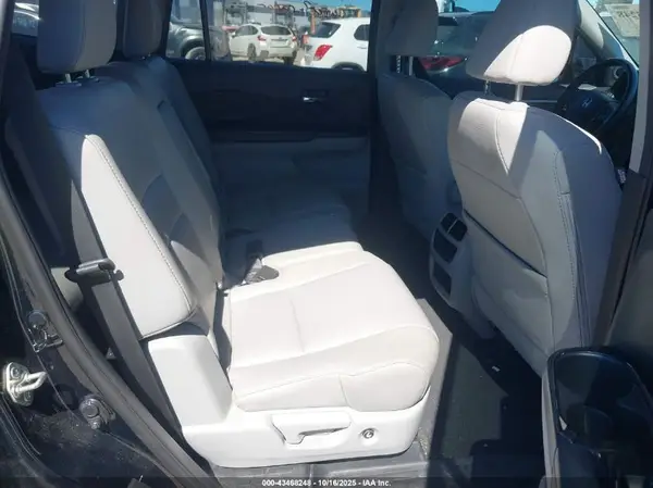 5FNYF6H54HB038719 2017 HONDA PILOT - Image 8