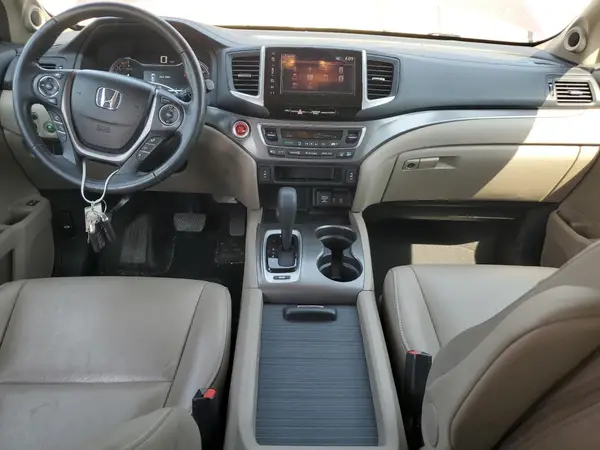 5FNYF6H54HB052975 2017 HONDA PILOT - Image 8