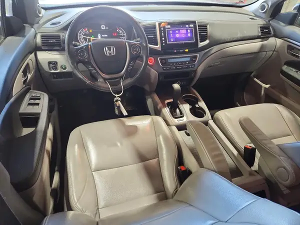5FNYF6H54HB082347 2017 HONDA PILOT - Image 8