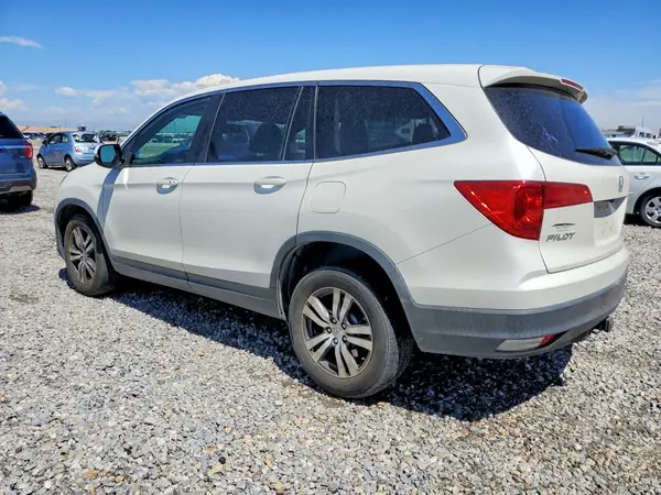 5FNYF6H54HB099696 2017 HONDA PILOT - Image 2