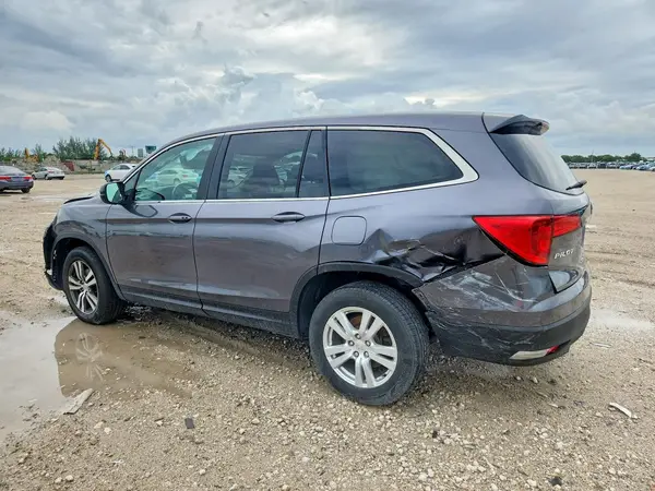 5FNYF6H54JB002776 2018 HONDA PILOT - Image 2