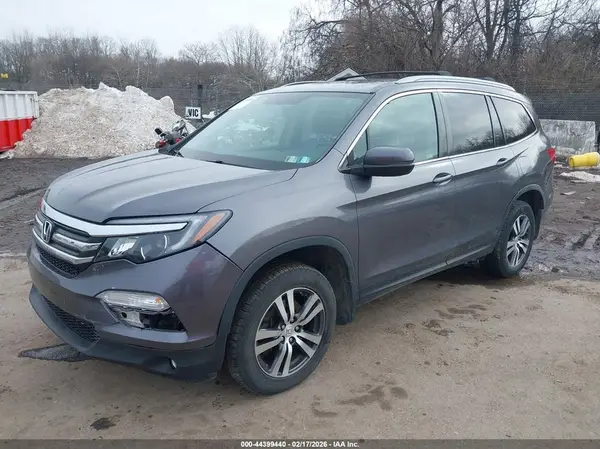 5FNYF6H54JB008027 2018 HONDA PILOT - Image 2