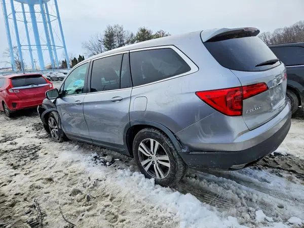 5FNYF6H54JB009968 2018 HONDA PILOT - Image 2