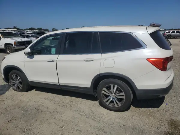 5FNYF6H54JB013986 2018 HONDA PILOT - Image 2