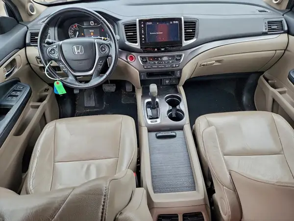 5FNYF6H54JB016323 2018 HONDA PILOT - Image 8