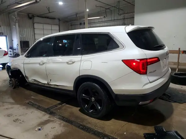 5FNYF6H54JB027628 2018 HONDA PILOT - Image 2