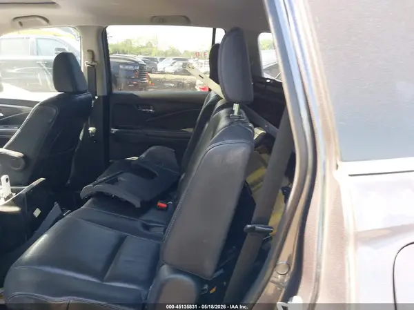 5FNYF6H54JB044431 2018 HONDA PILOT - Image 8