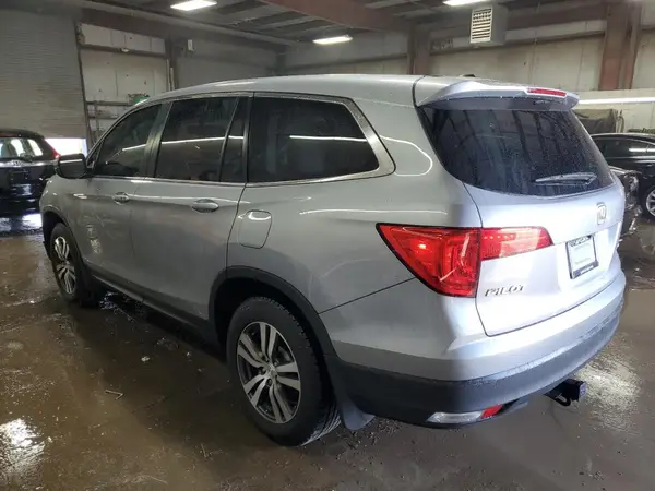 5FNYF6H54JB045143 2018 HONDA PILOT - Image 2