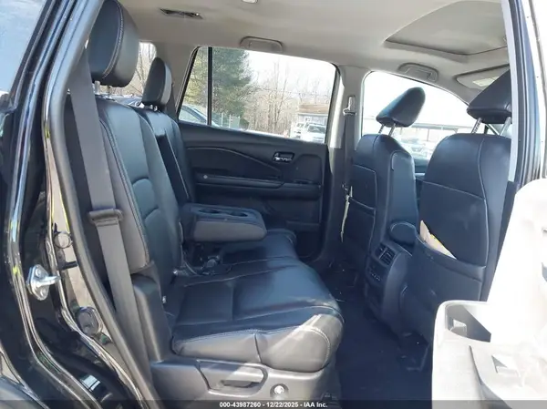 5FNYF6H54JB054750 2018 HONDA PILOT - Image 8