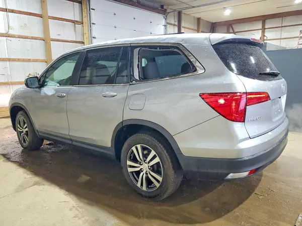 5FNYF6H54JB058233 2018 HONDA PILOT - Image 2