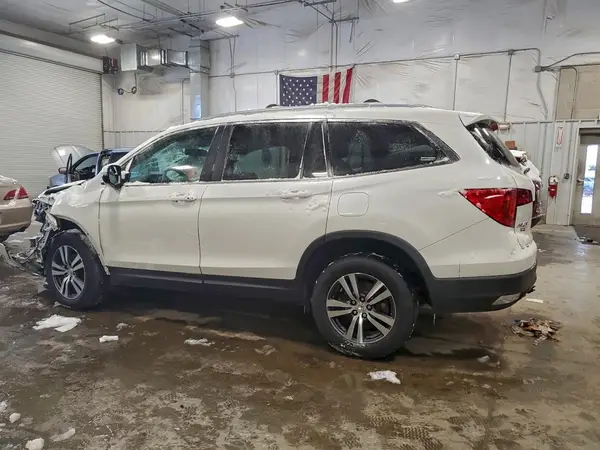 5FNYF6H54JB060631 2018 HONDA PILOT - Image 2