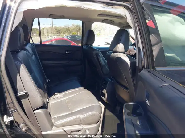 5FNYF6H54KB031938 2019 HONDA PILOT - Image 8