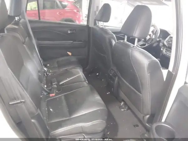 5FNYF6H54KB076863 2019 HONDA PILOT - Image 8