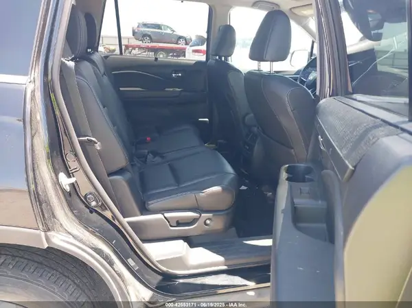5FNYF6H54KB089368 2019 HONDA PILOT - Image 8