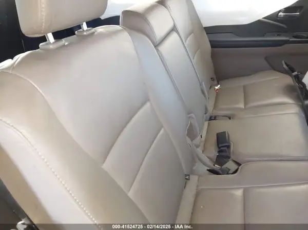 5FNYF6H54NB084899 2022 HONDA PILOT - Image 8