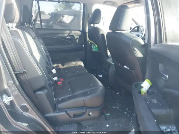 5FNYF6H54NB099516 2022 HONDA PILOT - Image 8