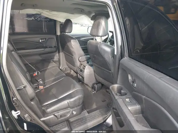 5FNYF6H55GB008675 2016 HONDA PILOT - Image 8