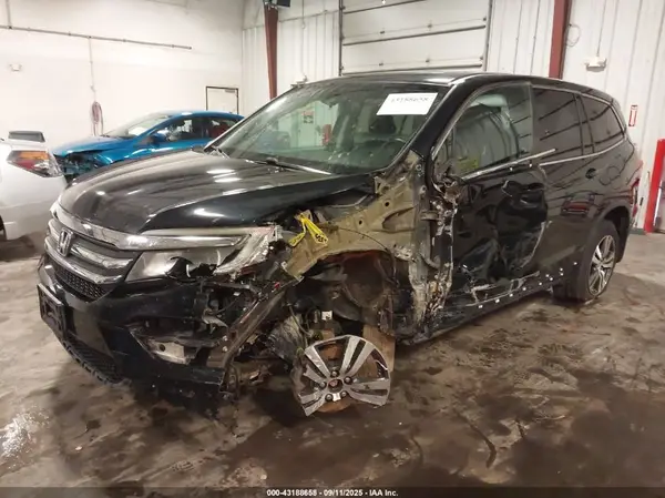 5FNYF6H55GB008742 2016 HONDA PILOT - Image 2