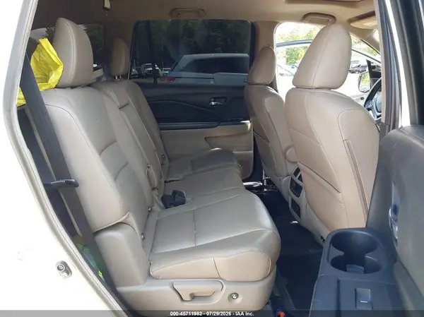 5FNYF6H55GB038727 2016 HONDA PILOT - Image 8